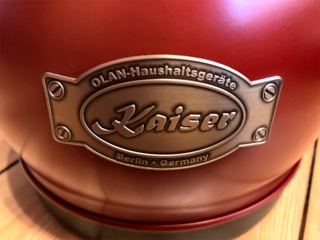 Элегантные чайники Kaiser в стиле «Ампир» Элегантные чайники Kaiser в стиле «Ампир»