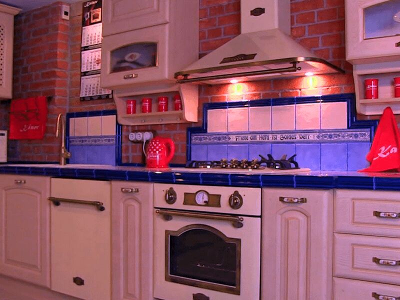 Вытяжки для современной кухни от Kaiser Вытяжки для современной кухни от Kaiser